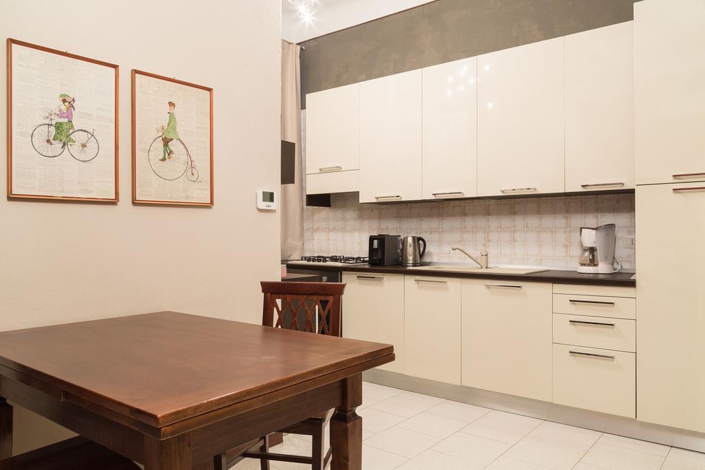Plinius Apartment Milan Bagian luar foto