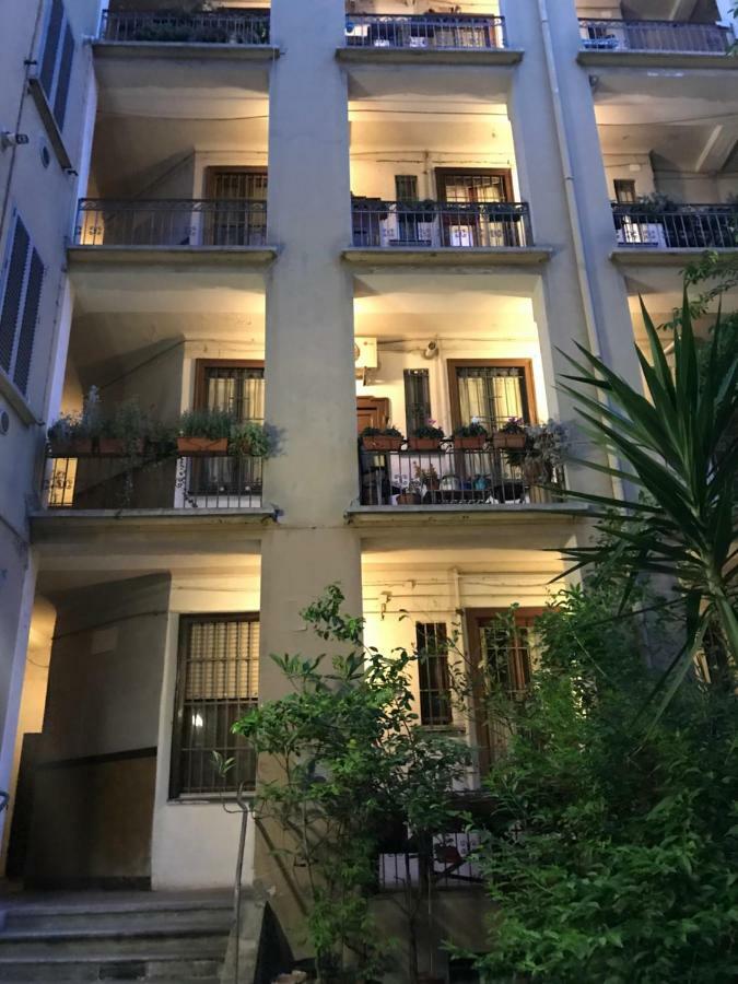 Plinius Apartment Milan Bagian luar foto